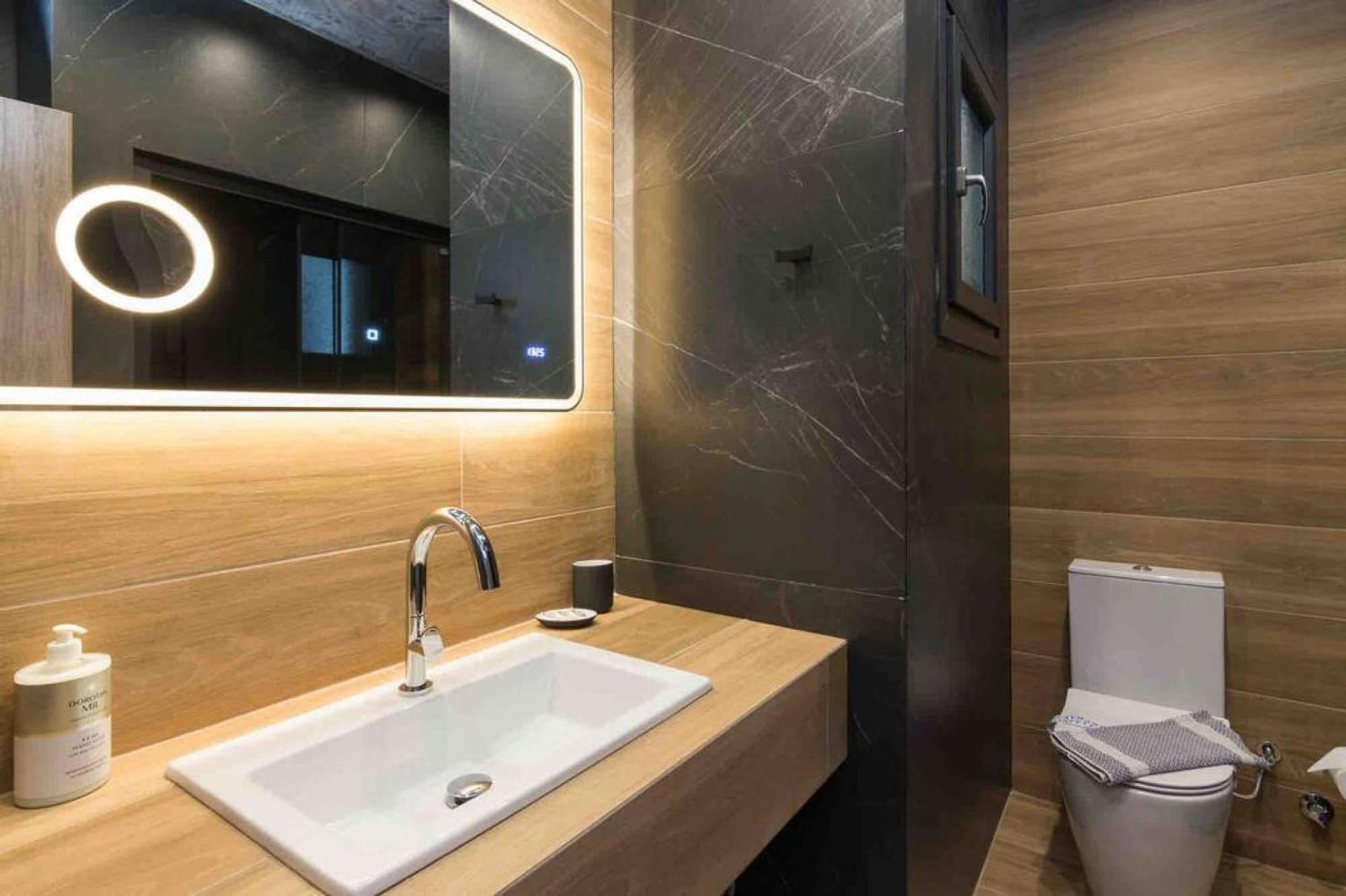 Apartamento Blue Pearl At Glufada Sea Side Atenas Exterior foto
